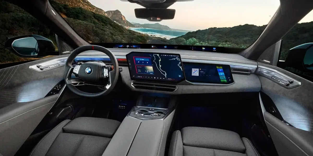 2026 BMW X5 dashboard and curved display